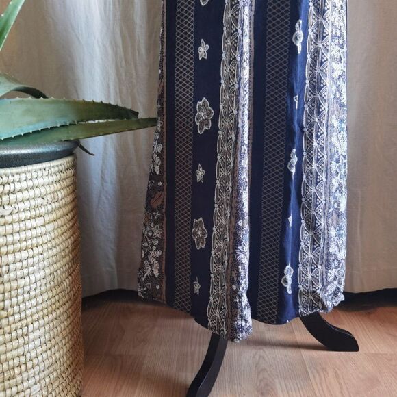 Vintage 90s printโRayonย Maxi Dress by East West Fashions Size 11 TieโBack - Picture 3 of 8